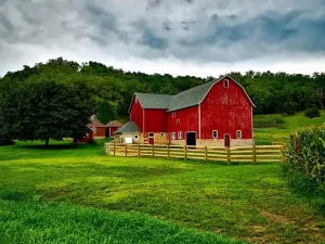 Wisconsin - Farm and barn